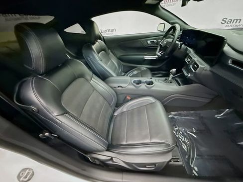 Used 2024 Ford Mustang Premium image 27
