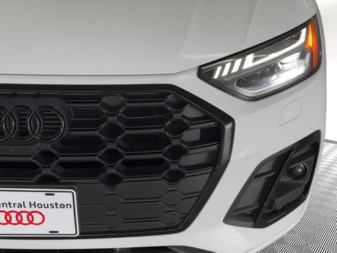 Used 2022 Audi SQ5 Prestige AWD/4WD image 11