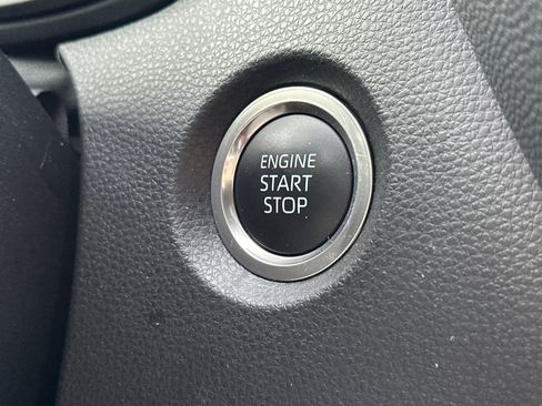 Certified 2025 Toyota Corolla SE image 20