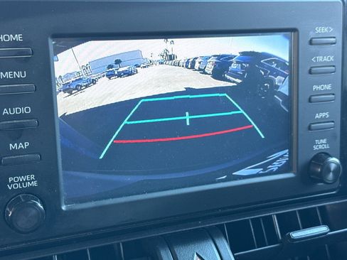 Used 2019 Toyota RAV4 XLE w/ Carpet Mat Package image 18