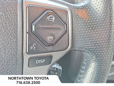 Used 2016 Toyota 4Runner Limited image 17