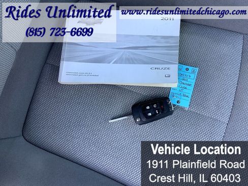 Used 2011 Chevrolet Cruze LT FWD image 25