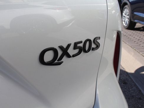 Certified 2025 INFINITI QX50 Sport image 5