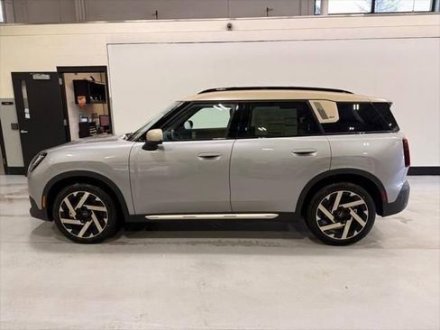 New 2026 MINI Cooper Countryman S image 2