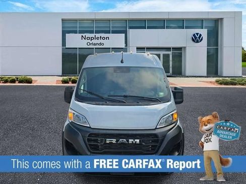 Used 2024 RAM ProMaster 2500 w/ Convenience Group FWD image 2