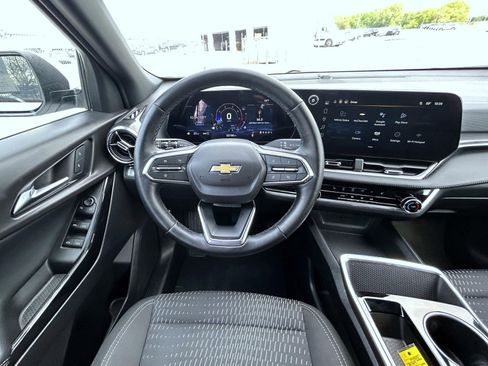 Certified 2025 Chevrolet Equinox LT AWD/4WD image 13