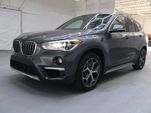 Used 2019 BMW X1 xDrive28i w/ Convenience Package AWD/4WD image 3