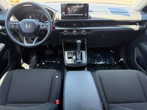 Used 2024 Honda CR-V LX image 28