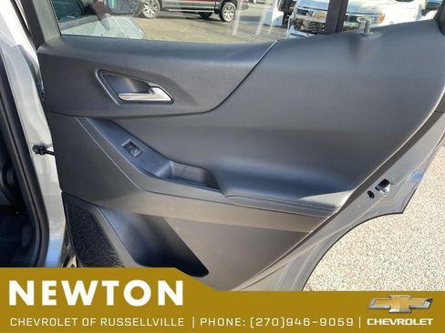 New 2026 Chevrolet Equinox LT FWD image 38