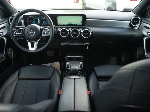 Used 2020 Mercedes-Benz A 220 image 21