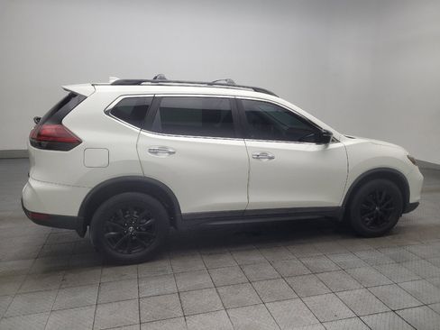 Used 2018 Nissan Rogue SV AWD/4WD image 10