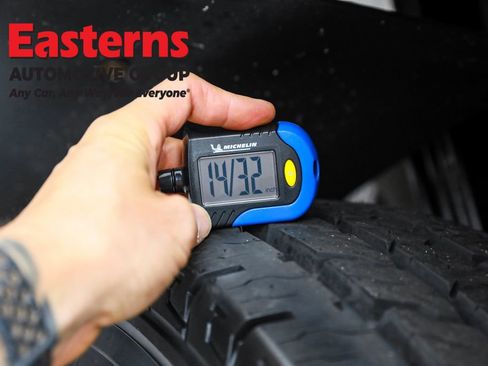 Used 2021 Chevrolet Express 2500 w/ Driver Convenience Package image 26