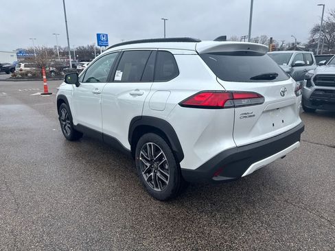 New 2026 Toyota Corolla Cross XLE image 5