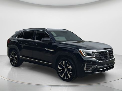 New 2026 Volkswagen Atlas Cross Sport SEL Premium R-Line AWD/4WD image 2