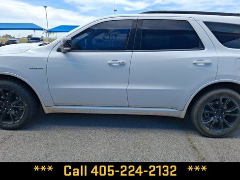 Used 2023 Dodge Durango R/T RWD image 16
