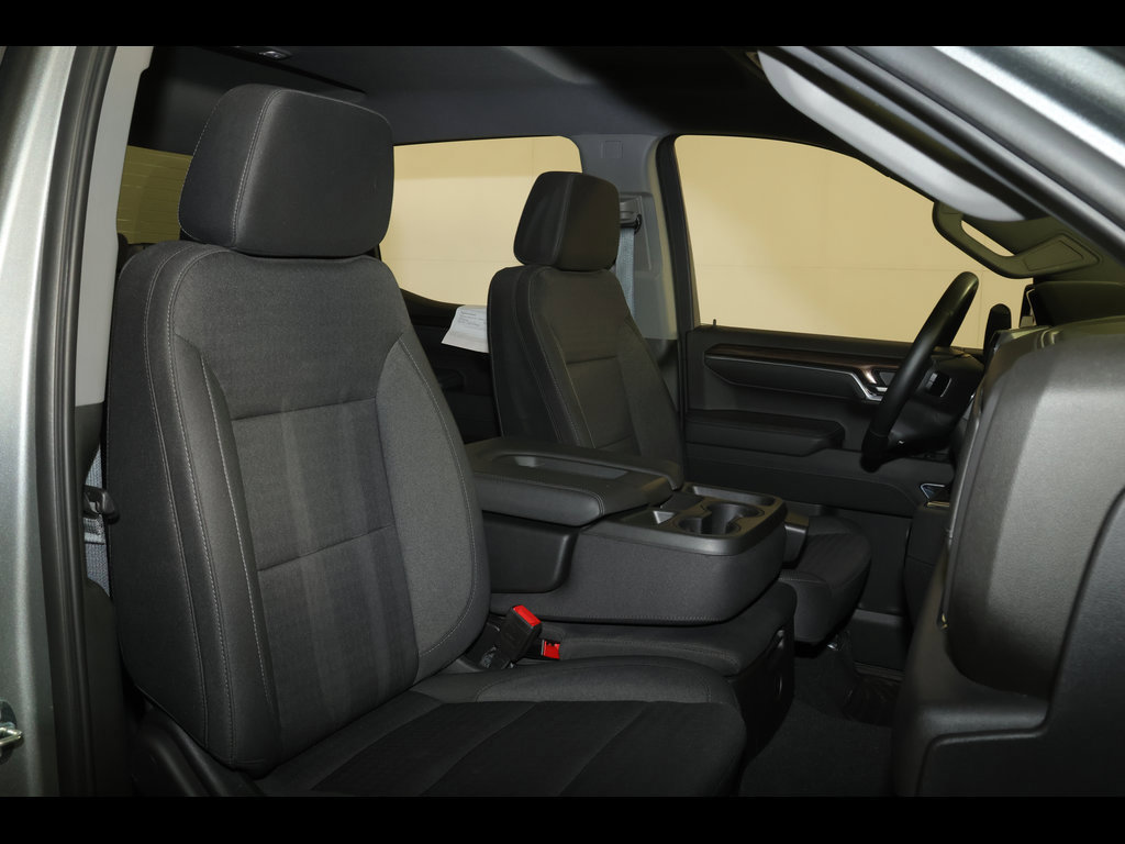 Used 2023 Chevrolet Silverado 1500 LT AWD/4WD image 24