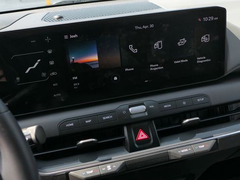 Used 2025 Kia K4 EX FWD image 15