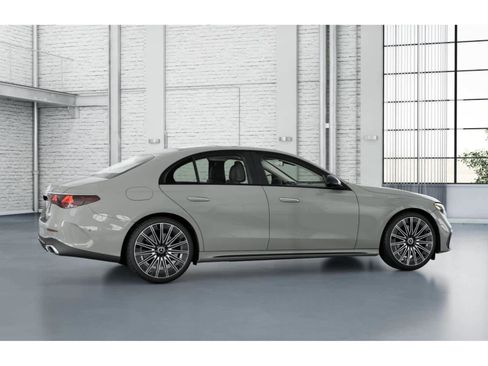 New 2026 Mercedes-Benz E 450 4MATIC Sedan image 17