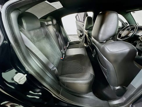 Used 2022 Dodge Charger R/T w/ Plus Group RWD image 11