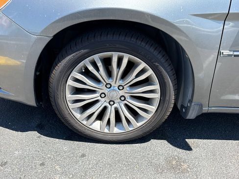 Used 2013 Chrysler 200 Limited w/ Sun/Sound Group FWD image 8
