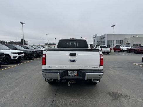 Used 2015 Ford F350 Lariat image 4