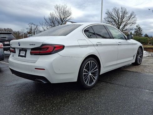 Used 2023 BMW 540i xDrive w/ Premium Package image 5