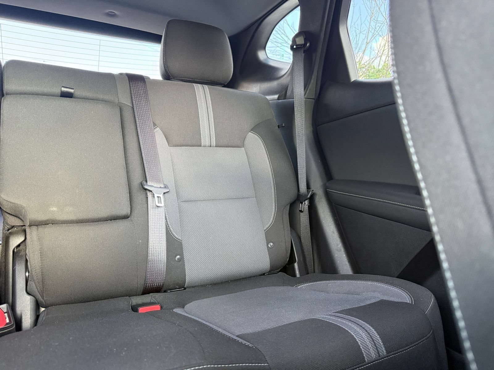 Used 2025 Chevrolet Blazer LT FWD image 37