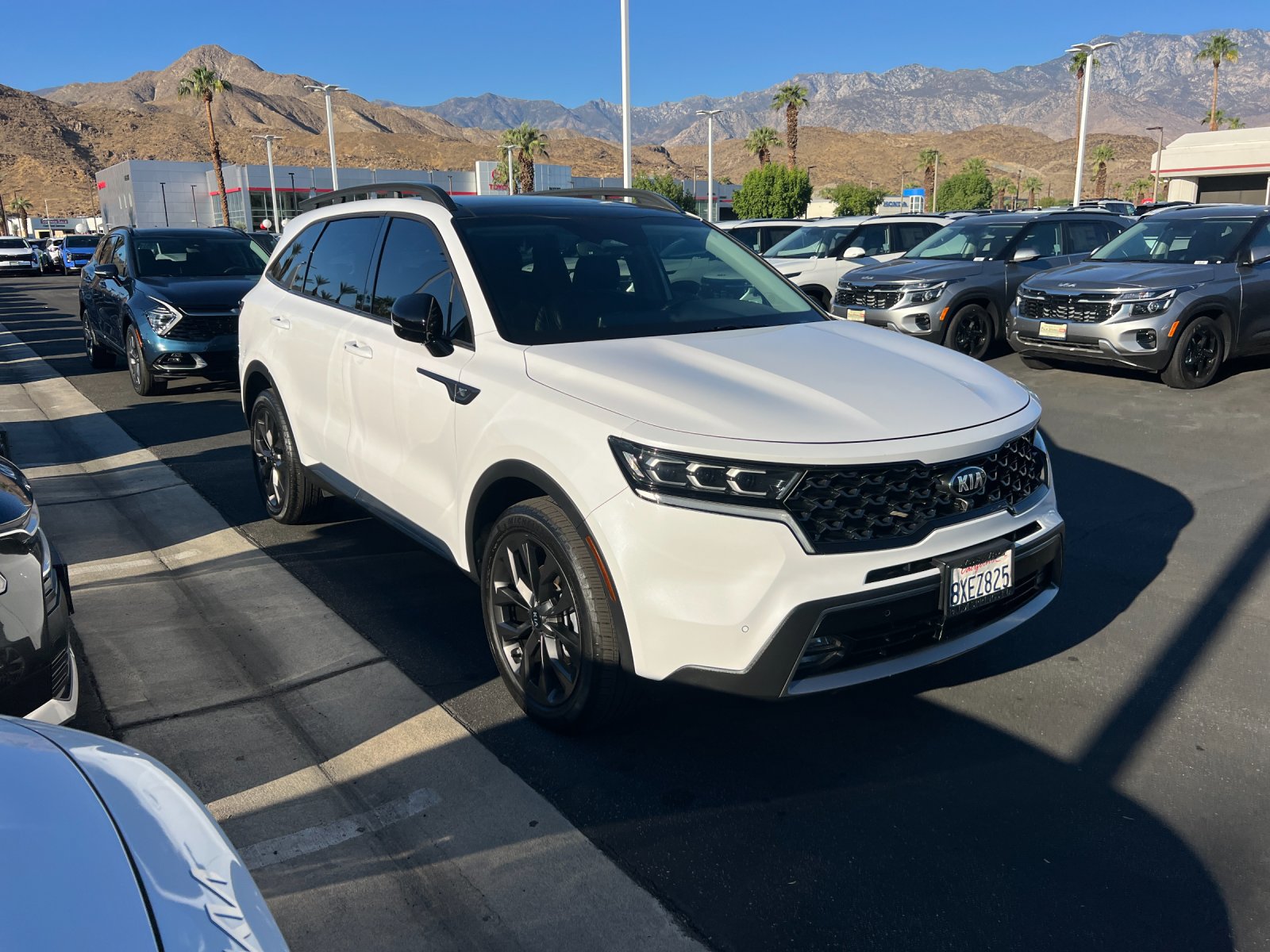 Used 2021 Kia Sorento SX Prestige AWD/4WD image 2
