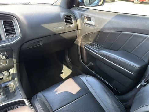 Used 2016 Dodge Charger R/T w/ Plus Group RWD image 55