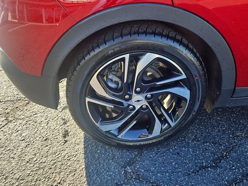 Used 2023 Chevrolet Bolt LT w/ Infotainment Package image 31