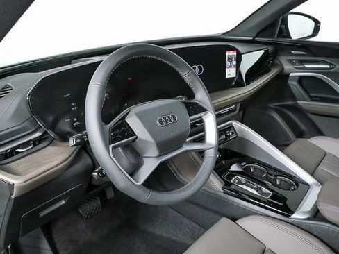 New 2025 Audi Q5 Premium Plus image 4