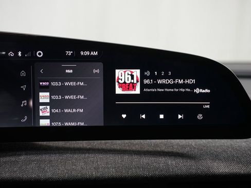 Used 2023 Lucid Air Pure image 19