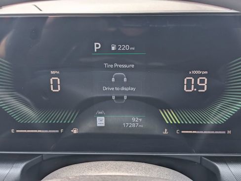Used 2025 Kia K4 FWD image 32