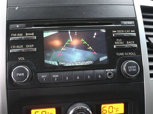 Used 2014 Nissan Frontier SV w/ SV Value Truck Package AWD/4WD image 28