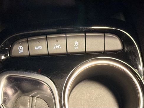 Used 2025 Buick Encore GX Preferred AWD/4WD image 25
