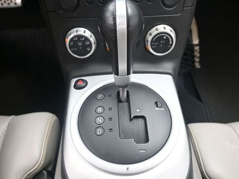 Used 2006 Nissan 350Z Touring image 21