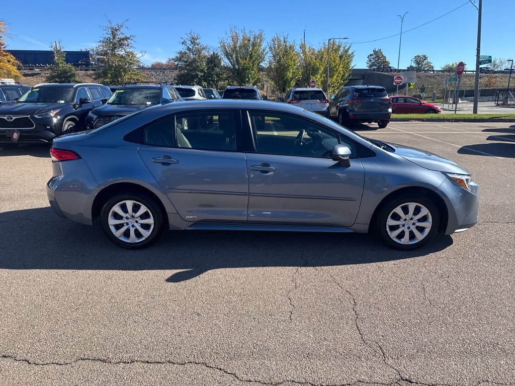 Used 2026 Toyota Corolla LE AWD/4WD image 8