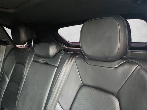 Used 2019 Porsche Cayenne AWD/4WD image 18