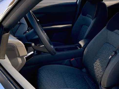 New 2026 Nissan Kicks SV w/ SV Premium Package FWD image 11