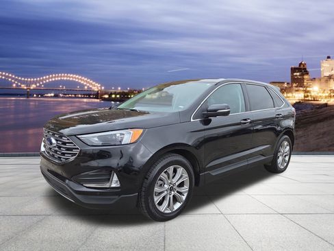 Used 2024 Ford Edge Titanium image 1
