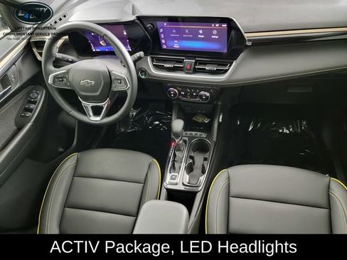 Used 2025 Chevrolet TrailBlazer ACTIV w/ Convenience Package FWD image 33