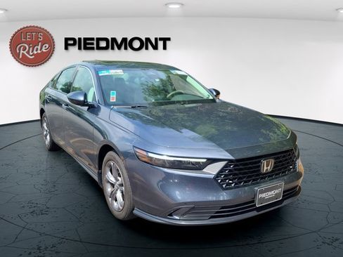 Certified 2024 Honda Accord EX image 4