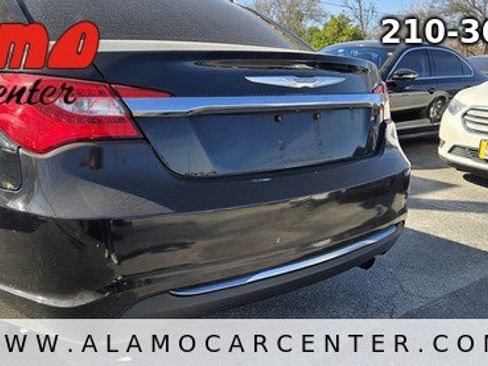 Used 2013 Chrysler 200 Touring image 11