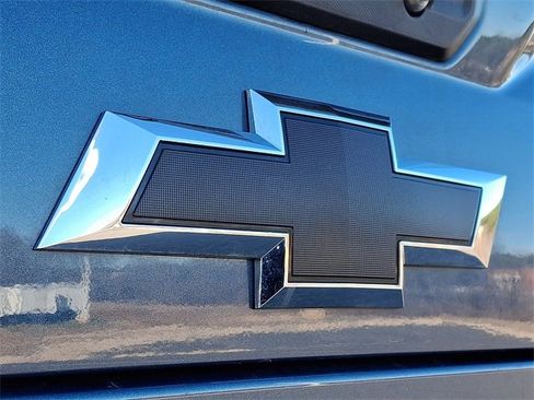 Used 2025 Chevrolet Silverado 2500 LTZ w/ LTZ Plus Package image 31