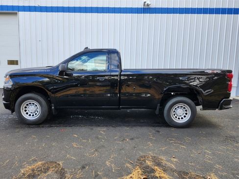 New 2026 Chevrolet Silverado 1500 W/T image 2