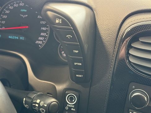 Used 2008 Chevrolet Corvette Coupe image 22