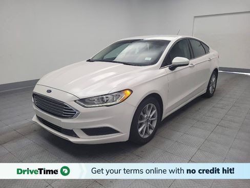 Used 2017 Ford Fusion SE w/ Fusion SE Technology Package FWD image 1