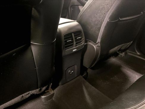 Used 2022 Ford Escape SEL w/ Class II Trailer Tow Package image 28