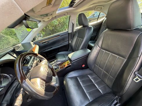 Used 2018 Lexus ES 350 w/ Luxury Package w/Wood Trim FWD image 6