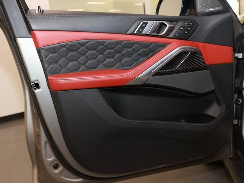 Used 2022 BMW X6 M w/ Competition Package image 22